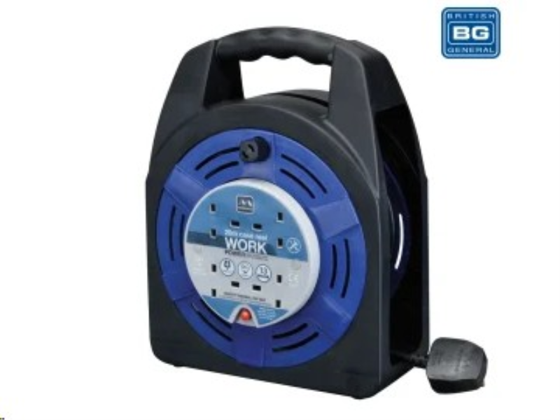 Masterplug Case Reel 240V 13A 4-Socket Thermal Cut-Out 20m